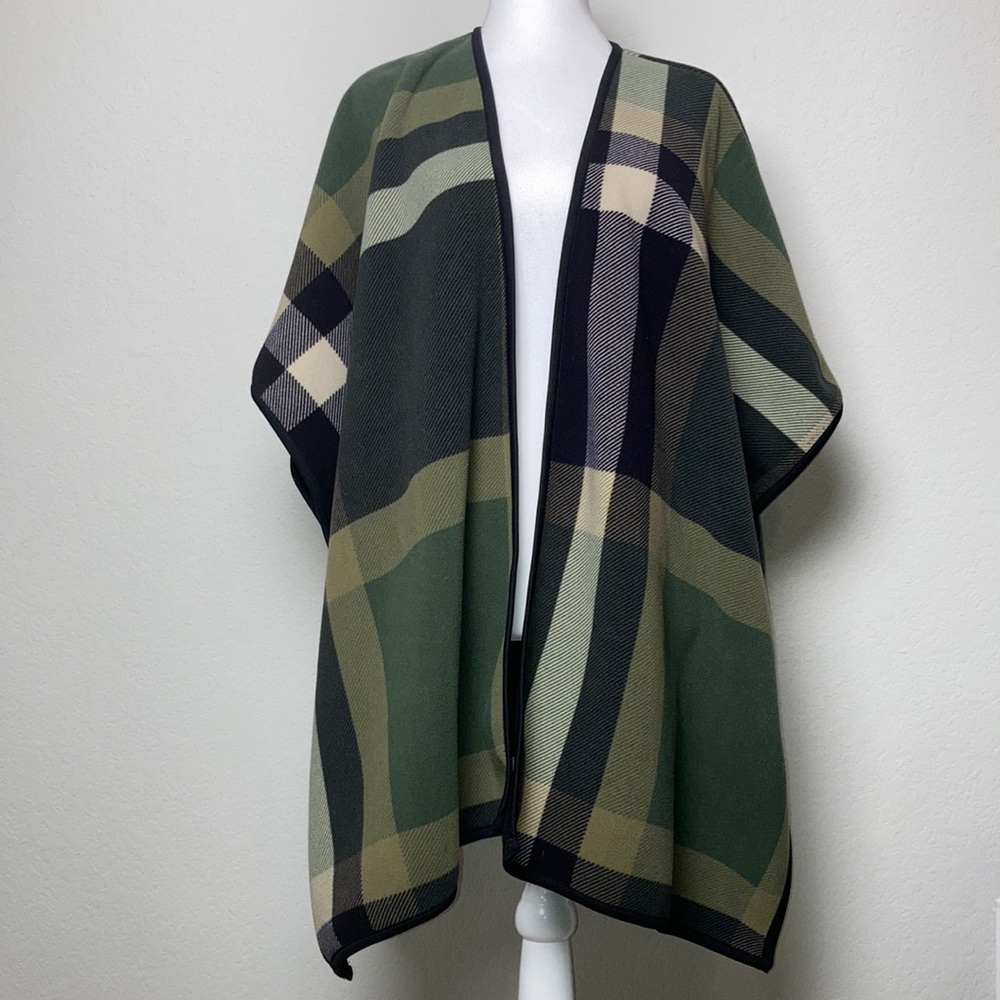 D&Co Plaid Stole, Poncho, Shawl, Cape Plaid Black & Green Stole